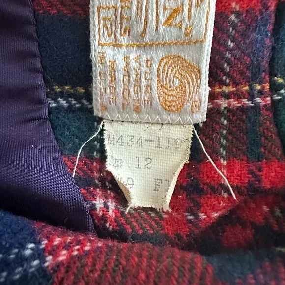 Pendleton | Vintage Wool Blazer - Picture 3 of 9